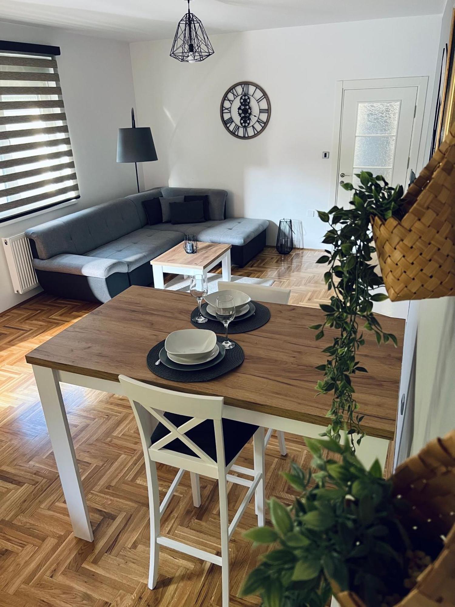 Top Apartman Sombor Exterior photo